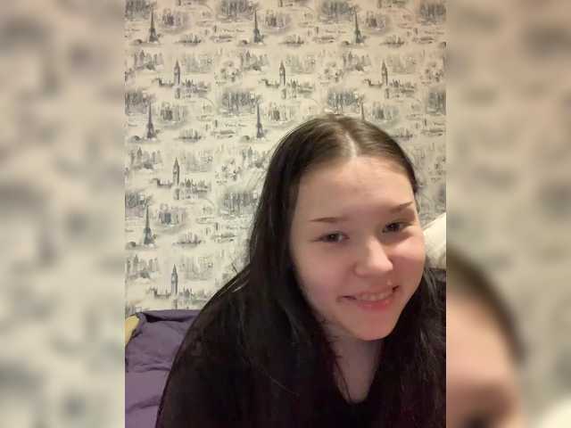 TUYA2's BongaCams show and profile