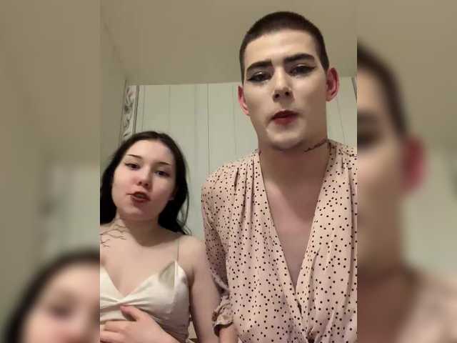 TUYA2's BongaCams profile