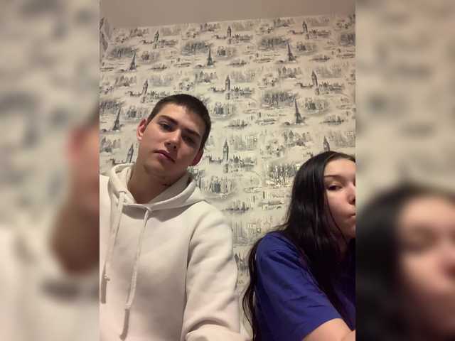 TUYA2's BongaCams show and profile