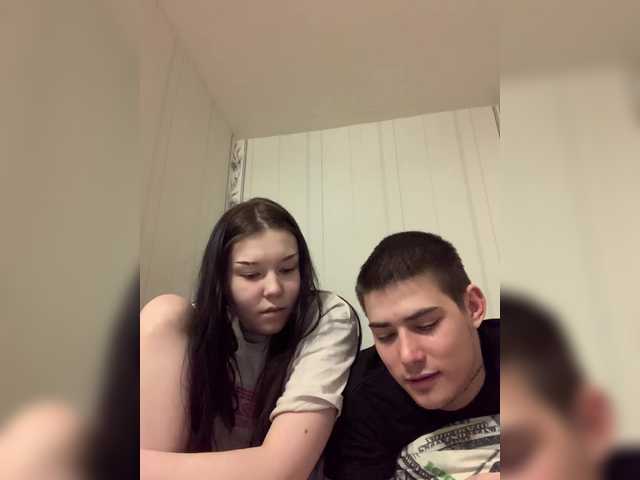 TUYA2's BongaCams show and profile