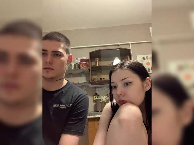 TUYA2's BongaCams show and profile