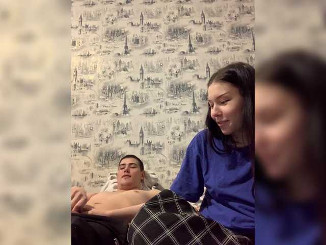 TUYA2's BongaCams show and profile