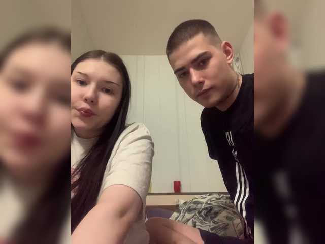 TUYA2's BongaCams show and profile