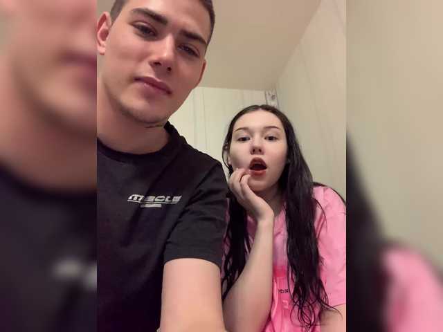 TUYA2's BongaCams profile