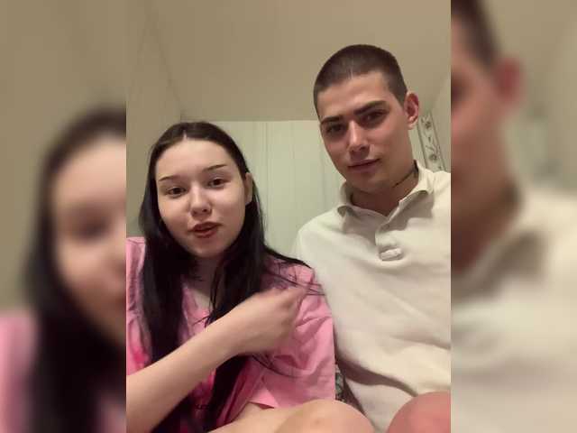 TUYA2's BongaCams profile