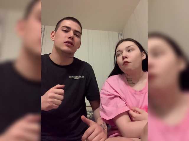 TUYA2's BongaCams profile