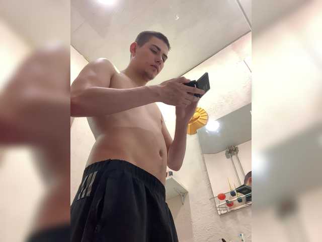 TUYA2 from BongaCams is Freechat