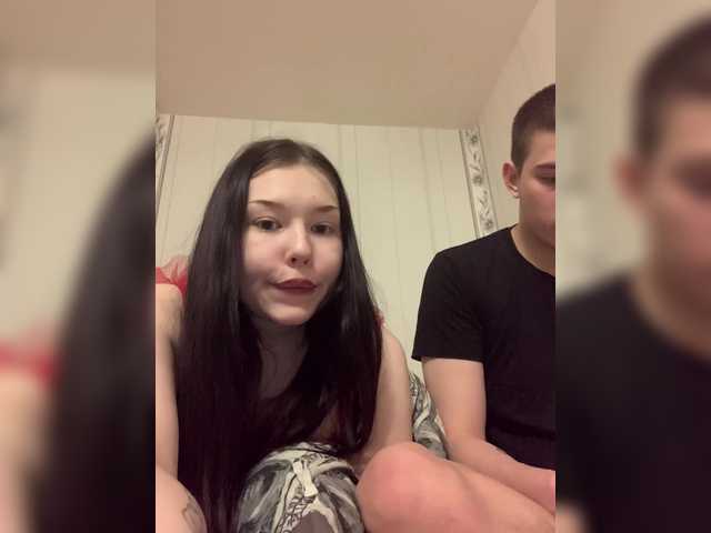 TUYA2's BongaCams show and profile