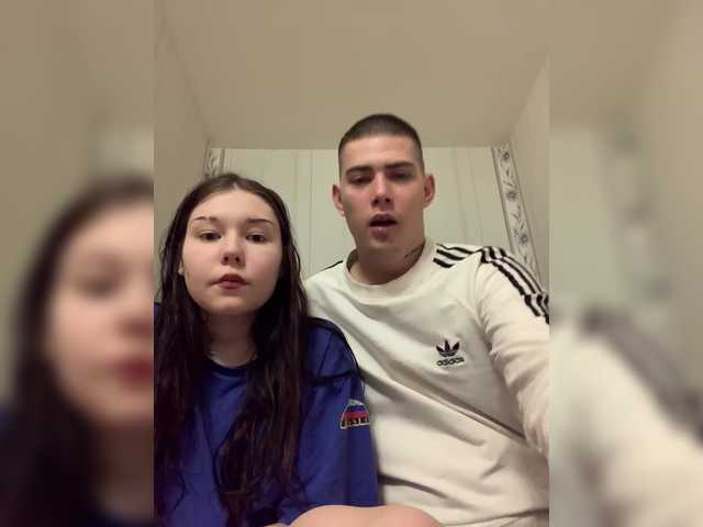 TUYA2's BongaCams show and profile