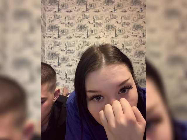 TUYA2's BongaCams show and profile