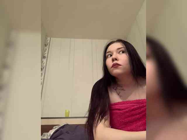 TUYA2 Live Webcam on BongaCams