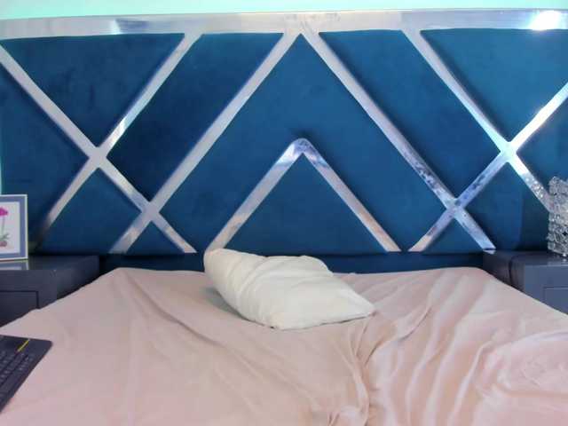 LucineArias's BongaCams show and profile