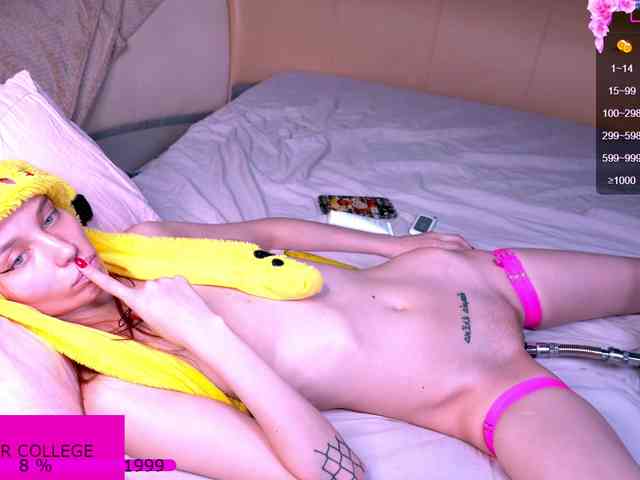 whitewidow1 webcam