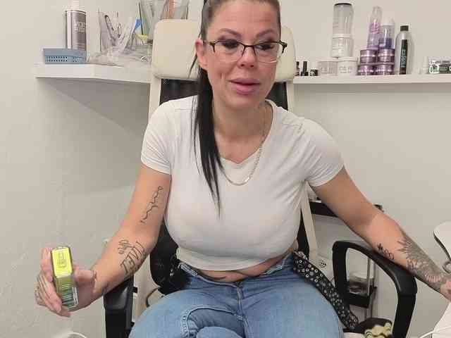 hotsexygilf82 webcam