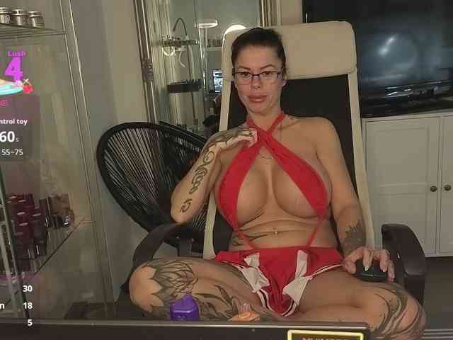 hotsexygilf82 webcam