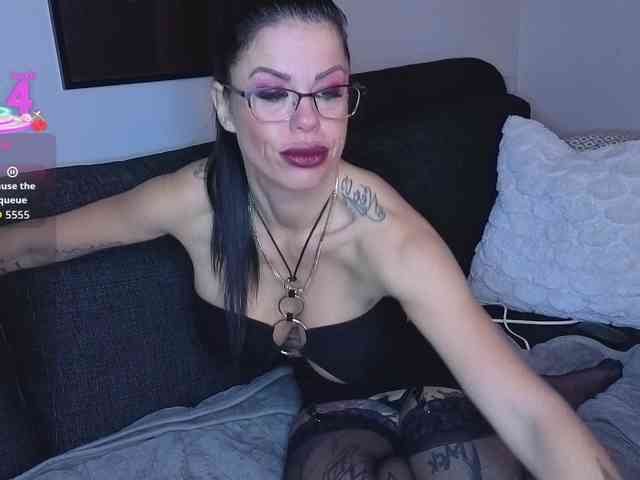 hotsexygilf82 webcam