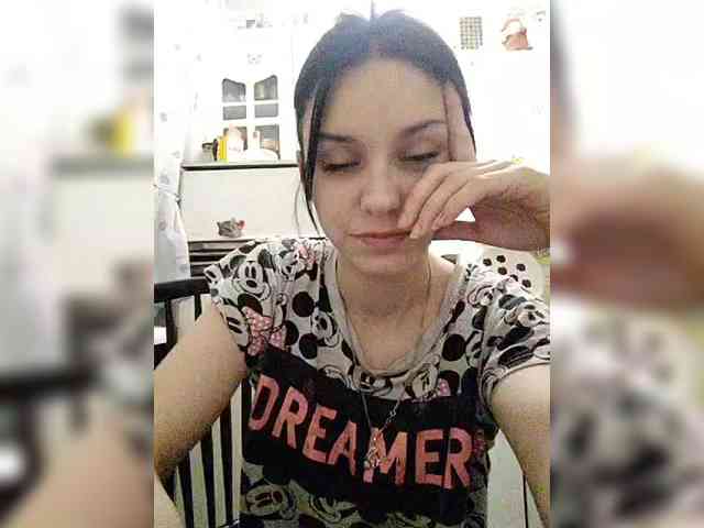 Shelly-Lili webcam
