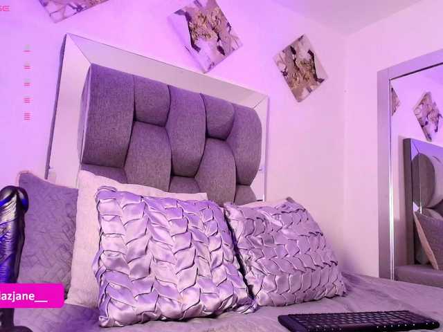 Janediaz's BongaCams show and profile