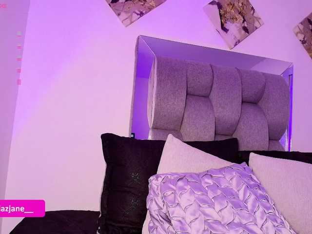 Janediaz's BongaCams show and profile