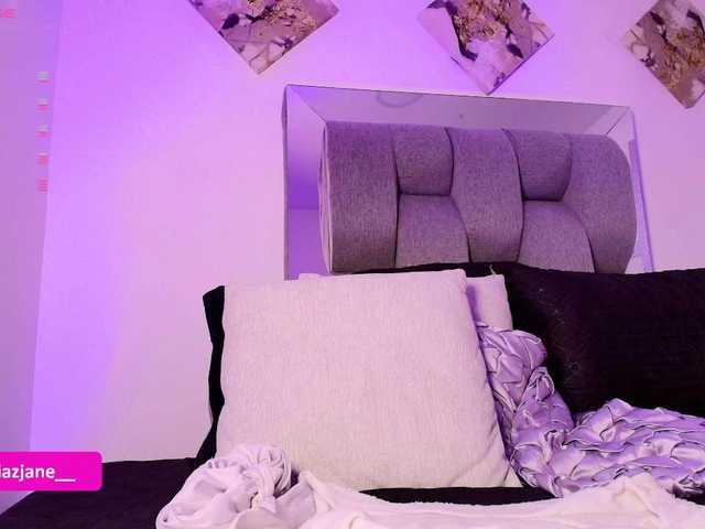 Janediaz's BongaCams show and profile