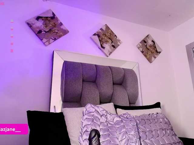 Janediaz's BongaCams show and profile