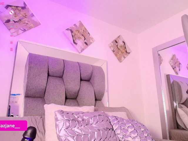 Janediaz's BongaCams show and profile