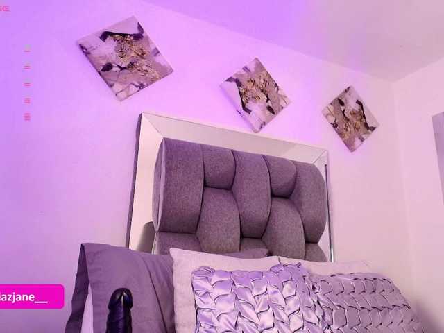 Janediaz's BongaCams show and profile