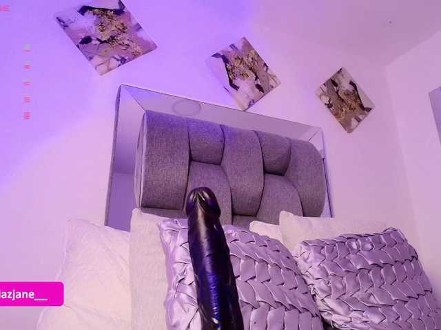 Janediaz's BongaCams show and profile