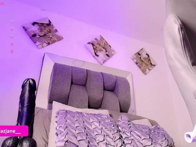 Janediaz's BongaCams show and profile