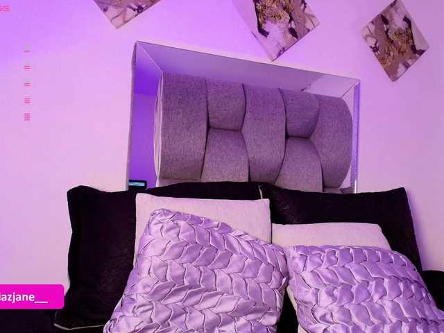 Janediaz's BongaCams show and profile