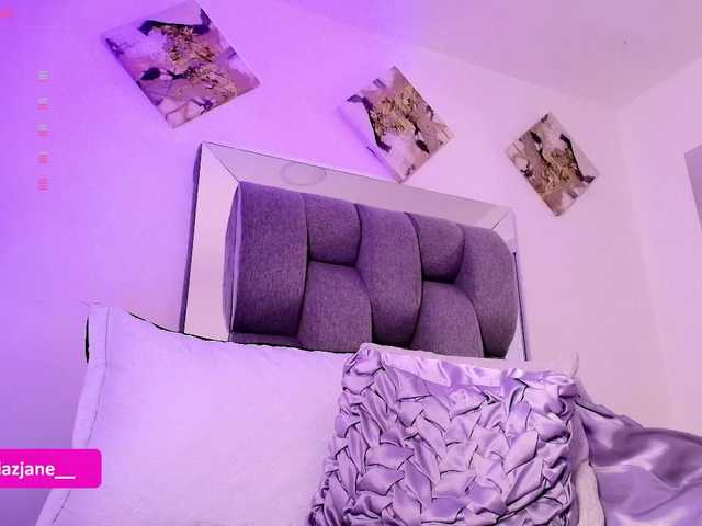 Janediaz's BongaCams show and profile