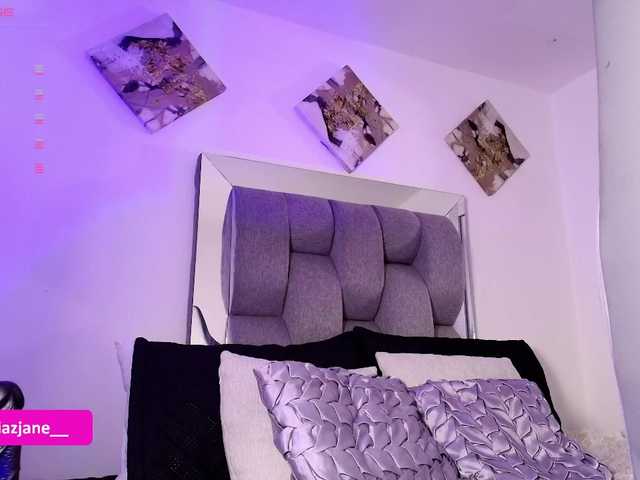 Janediaz's BongaCams show and profile