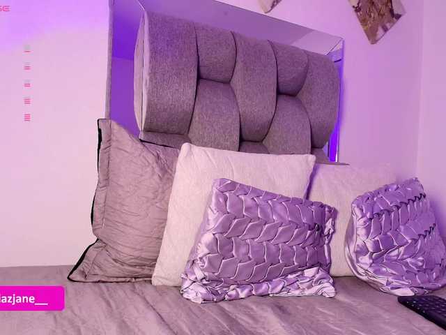 Janediaz's BongaCams show and profile