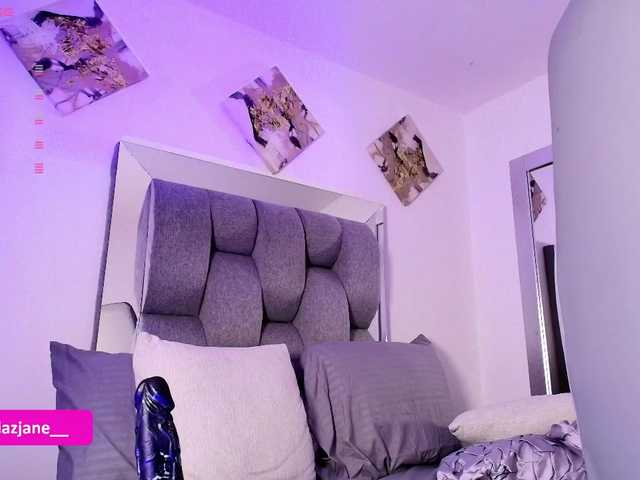 Janediaz's BongaCams show and profile