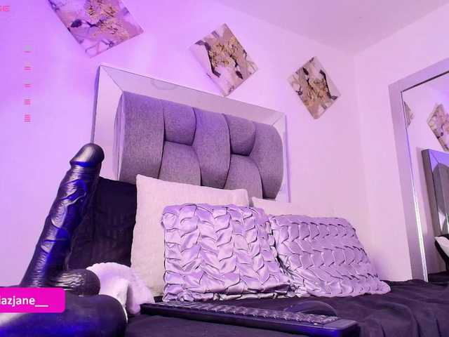 Janediaz's BongaCams show and profile