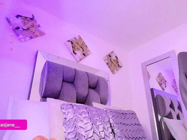 Janediaz's BongaCams show and profile