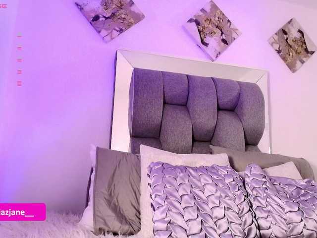 Janediaz's BongaCams show and profile