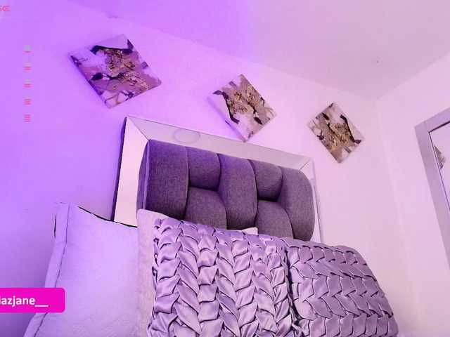 Janediaz's BongaCams show and profile