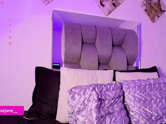 Janediaz's BongaCams show and profile