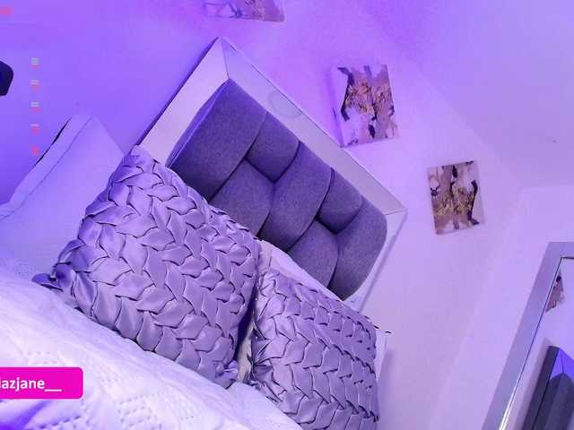 Janediaz's BongaCams show and profile