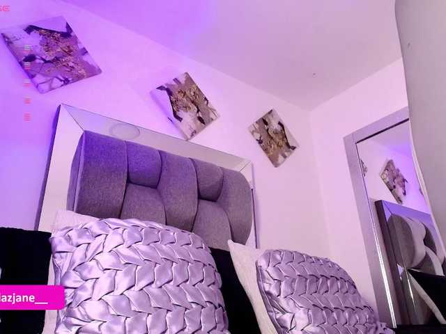 Janediaz's BongaCams show and profile