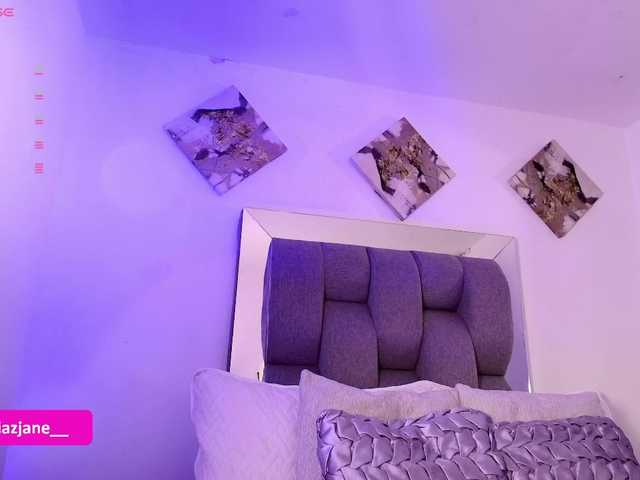 Janediaz's BongaCams show and profile