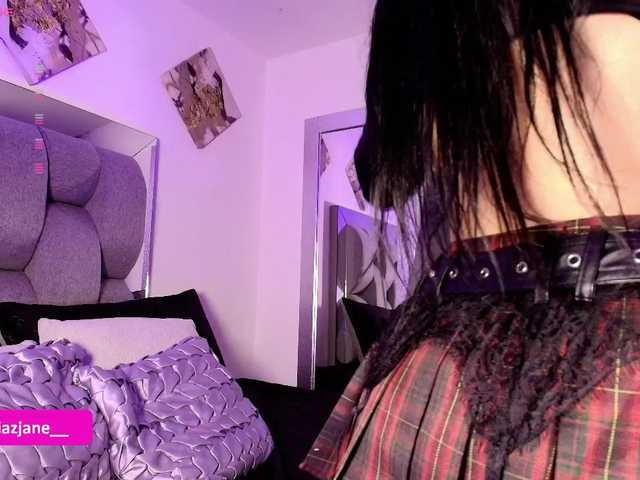 Janediaz's BongaCams show and profile