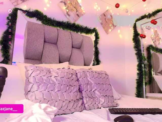 Janediaz's BongaCams show and profile