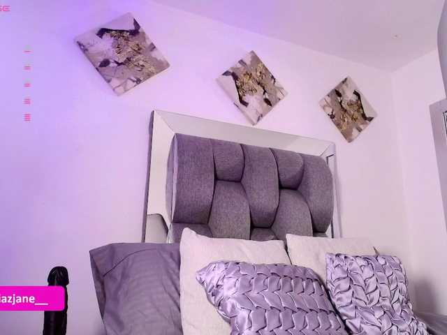 Janediaz's BongaCams show and profile