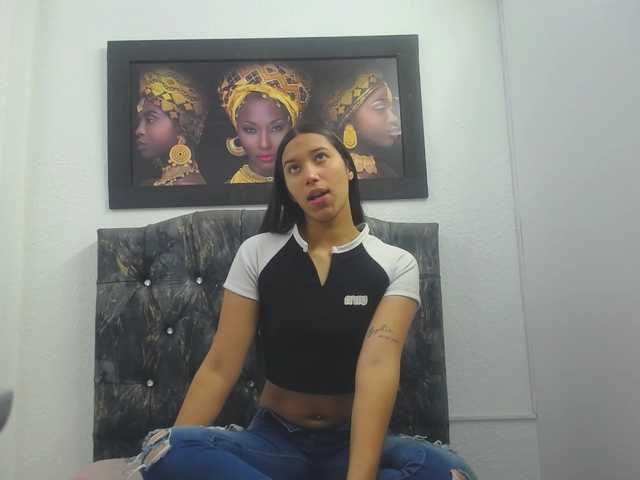 skinny-brenda's BongaCams show and profile