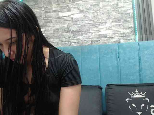 skinny-brenda webcam