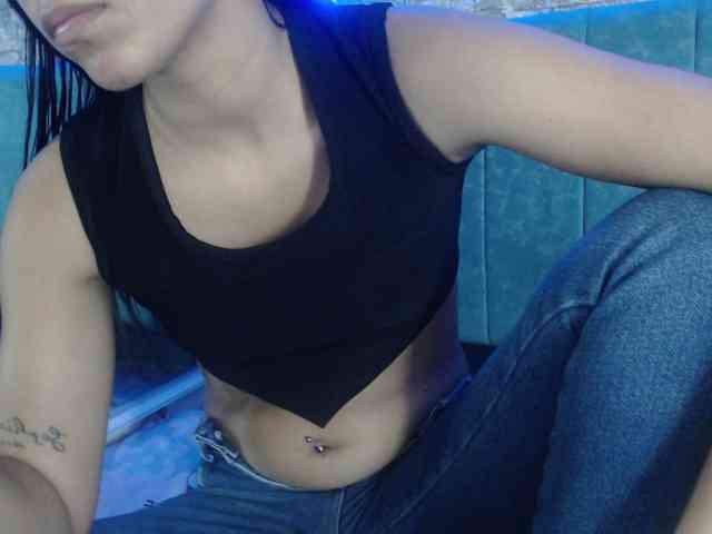 skinny-brenda webcam