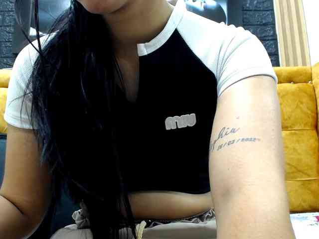 skinny-brenda webcam