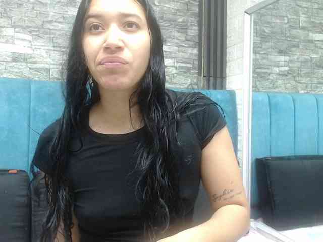 skinny-brenda webcam